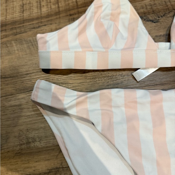 Striped Peach and White Bikini Set - Picture 2 of 8